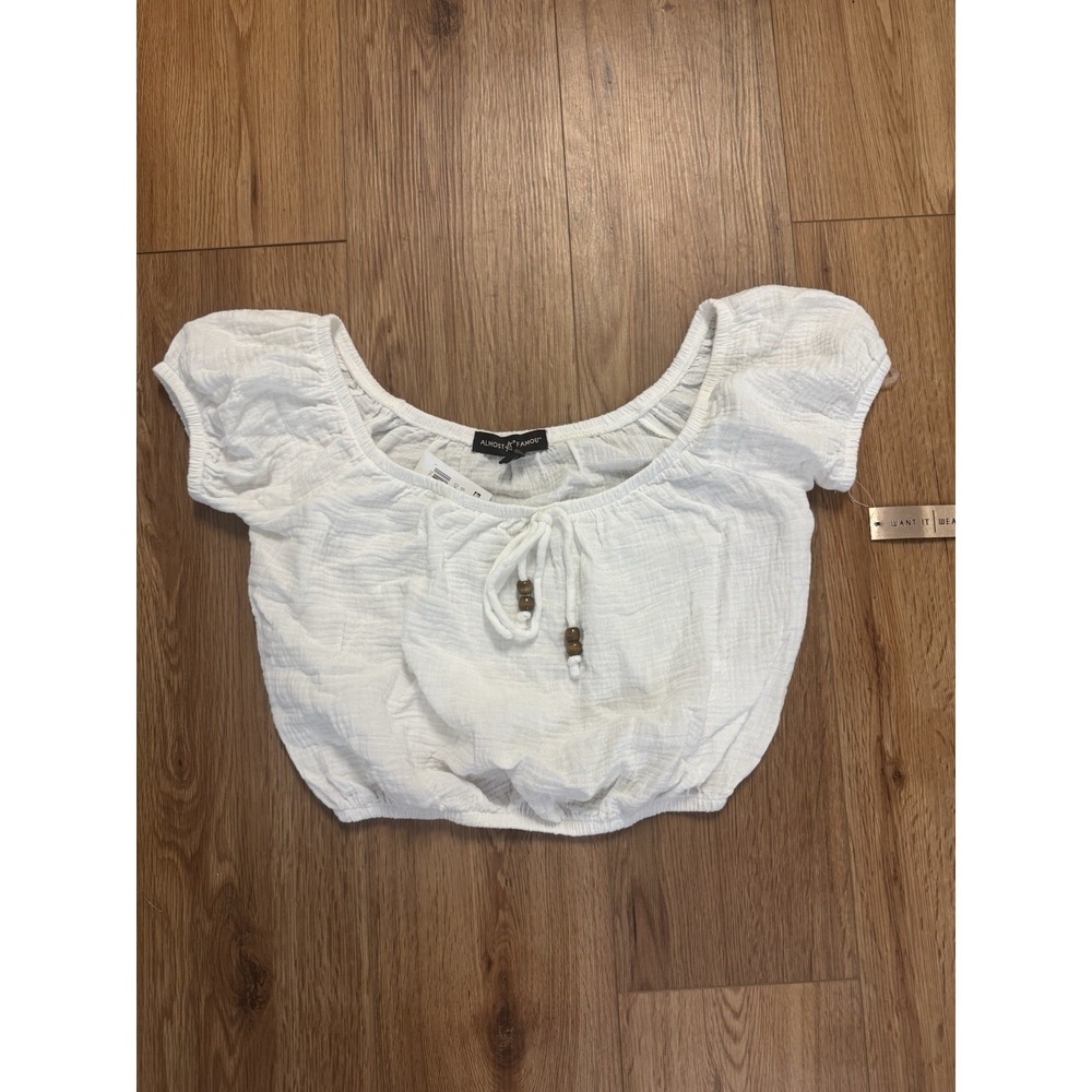 Almost Famous White Cotton Gauze Crop Top Size Small